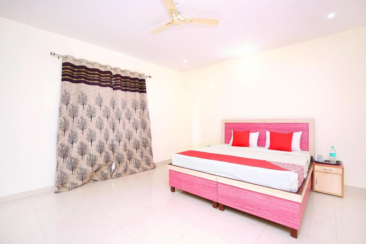 Oyo Flagship Armaan Resort Shahpur  Exterior photo