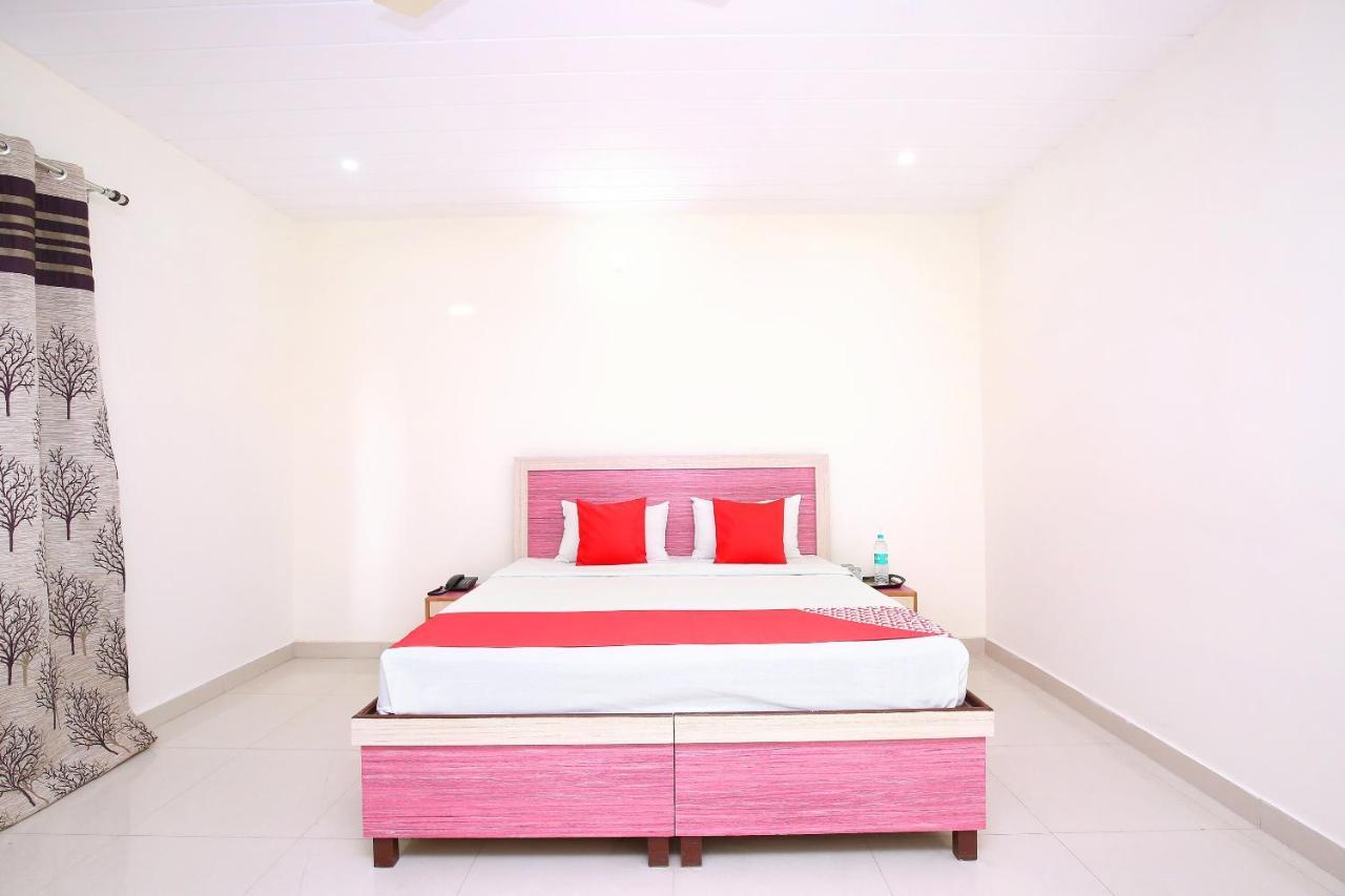 Oyo Flagship Armaan Resort Shahpur  Exterior photo